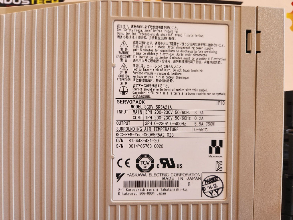 YASKAWA SERVOPACK SGDV-5R5A21A