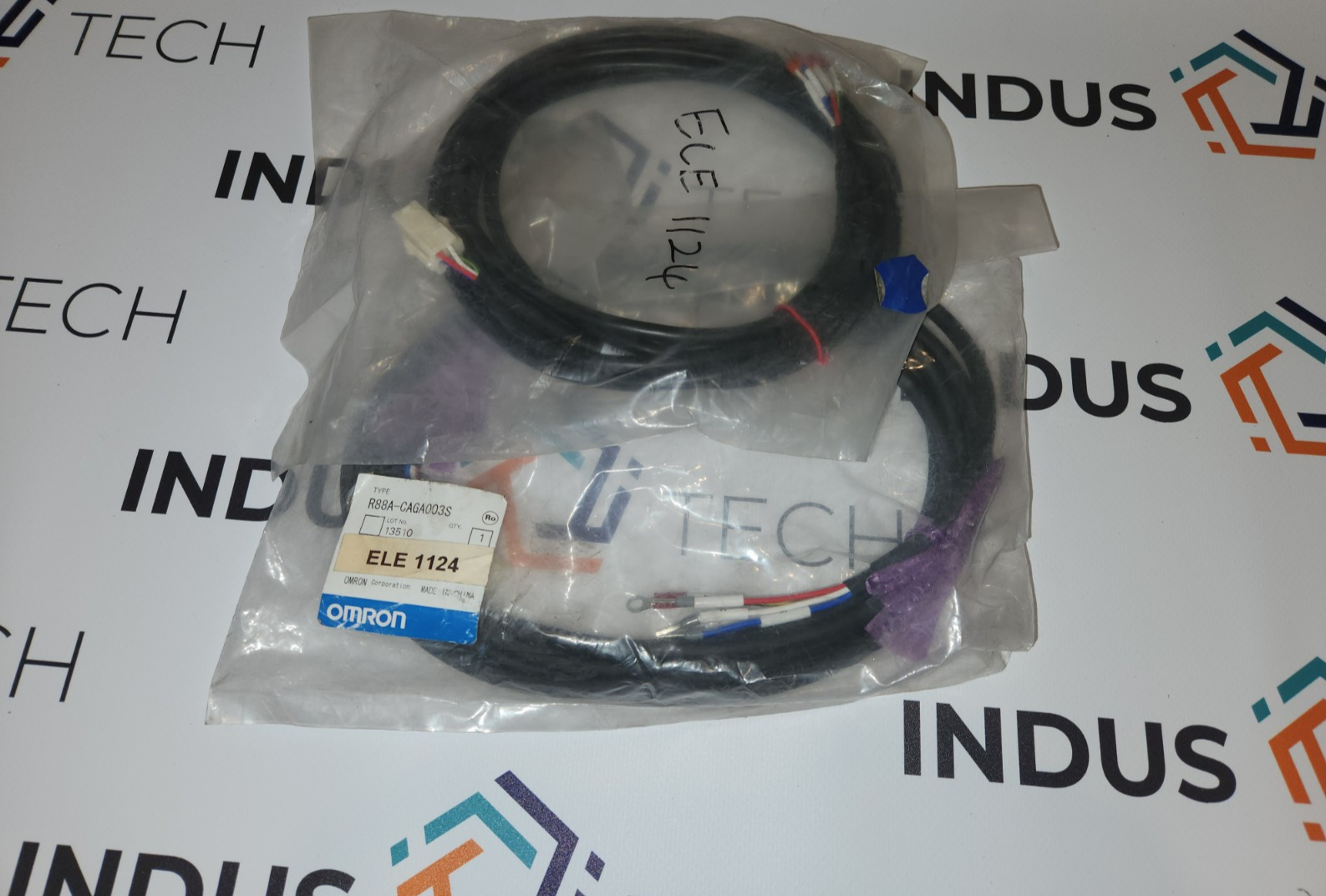 2PC NEW motor power cord R88A-CAGA003S 3m