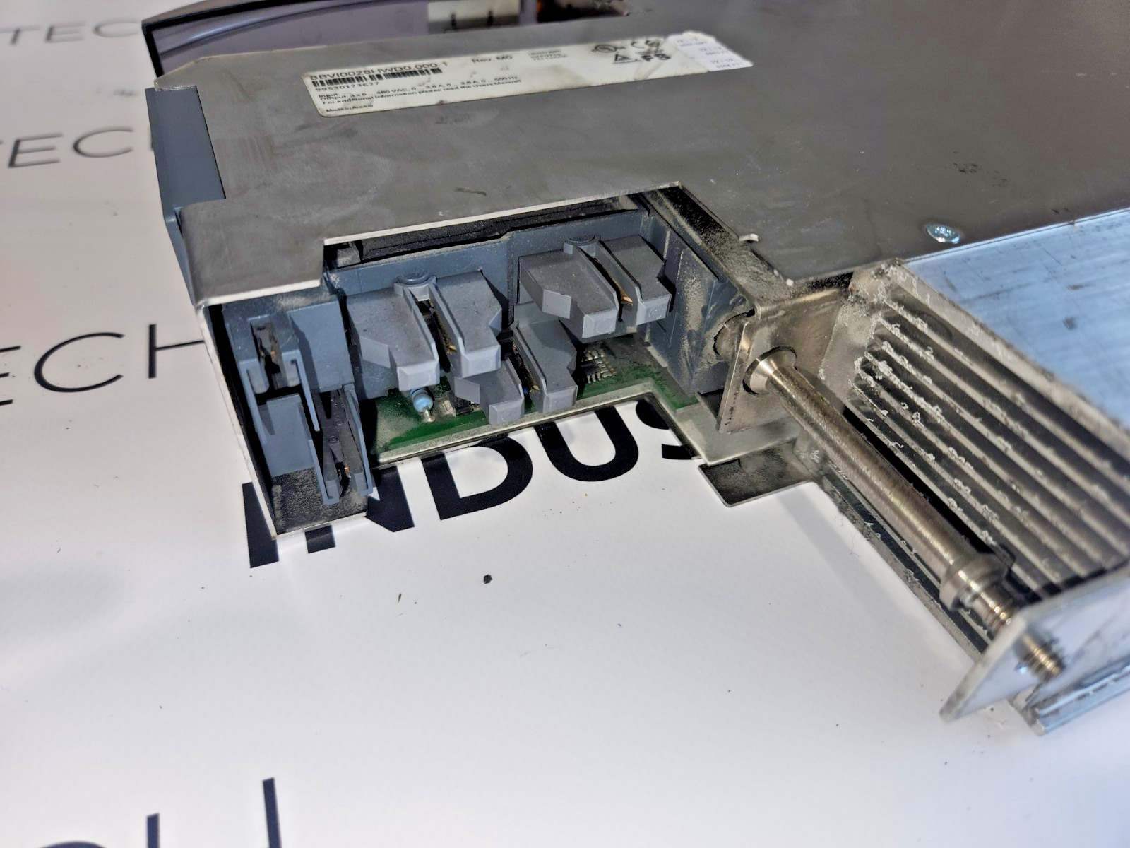 B&R 8BVI0028HWD0.000-1 ACOPOS multi I0028D