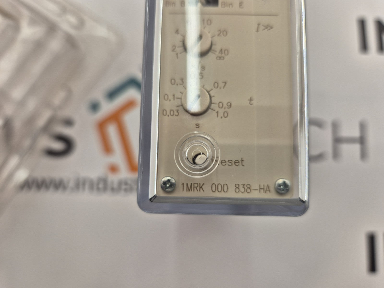 ABB 1MRK 000 838-HA