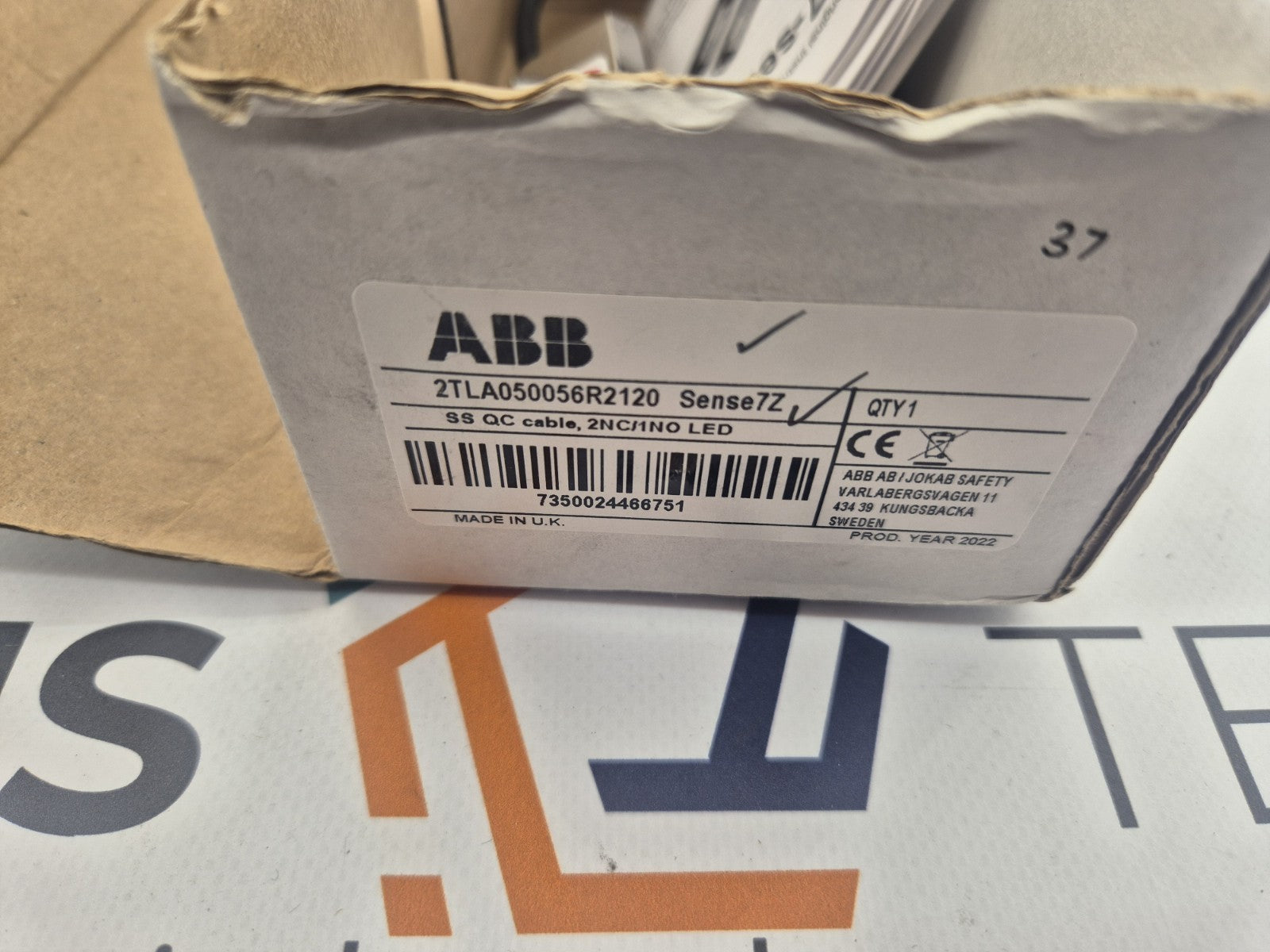 ABB 2TLA050056R2120  Safety Magnetic Switch & Actuator ABB Jokab