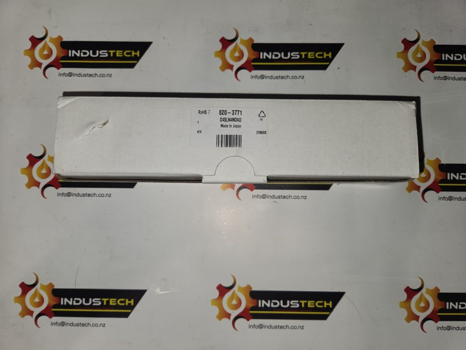 Omron D4SL-N4NDA-D Safety Door Switch D4SLN4NDAD