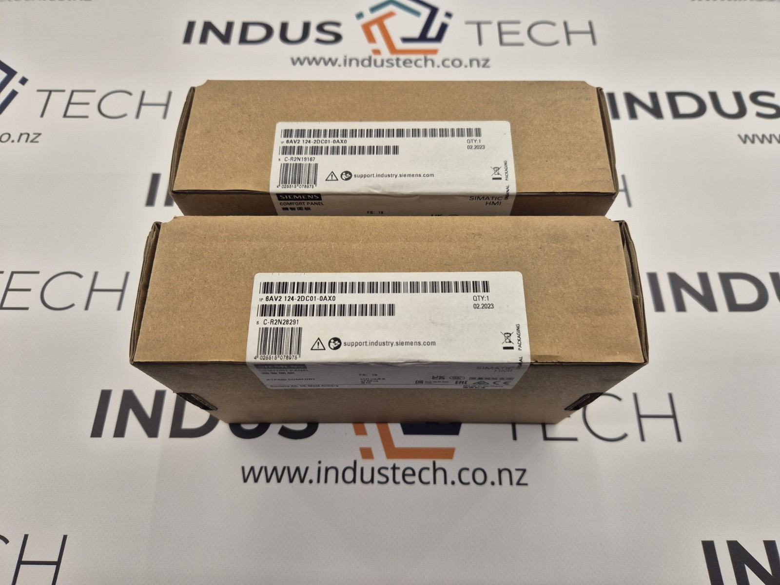 Siemens 6AV2 124-2DC01-0AX0 HMI KTP400