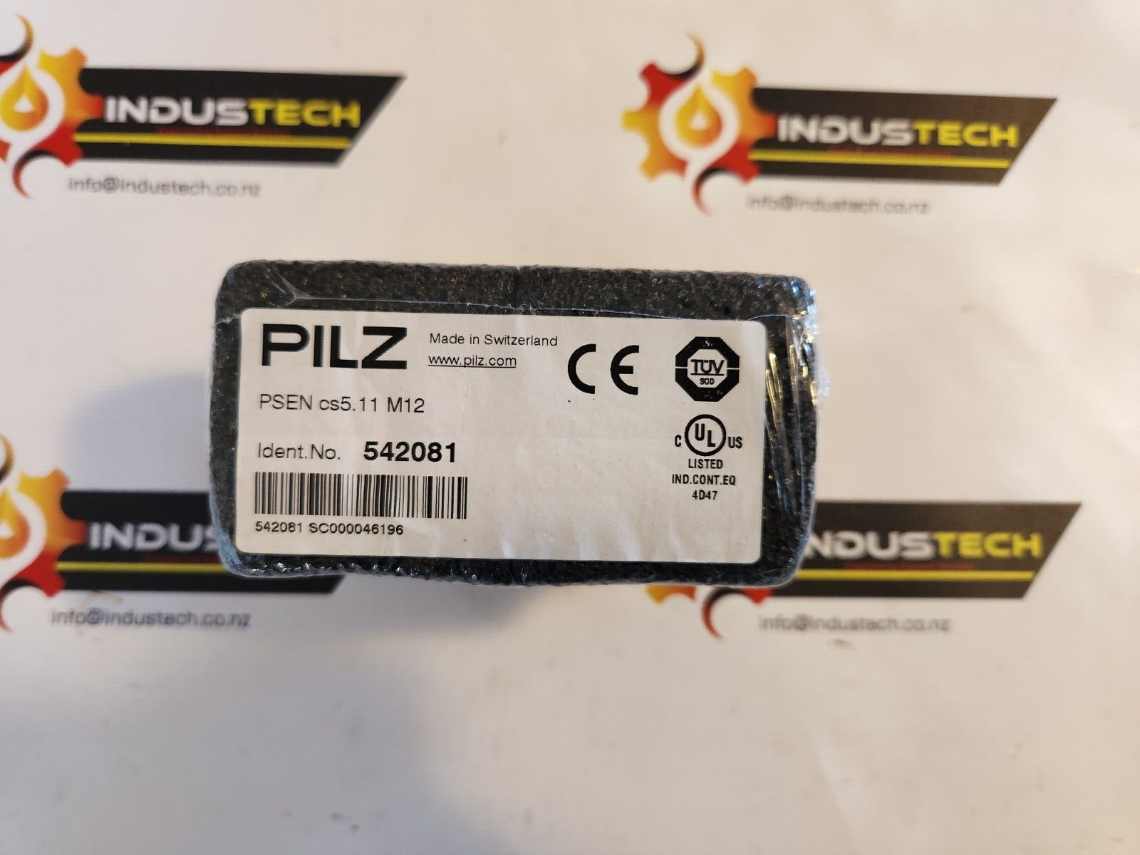 PILZ PSEN CS5.11 M12/8 542051 Safety switch with magnet 542081
