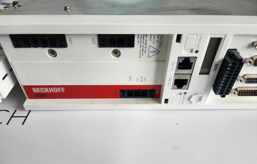 BECKHOFF  AX5206-0000-0200 with AX5911 Module