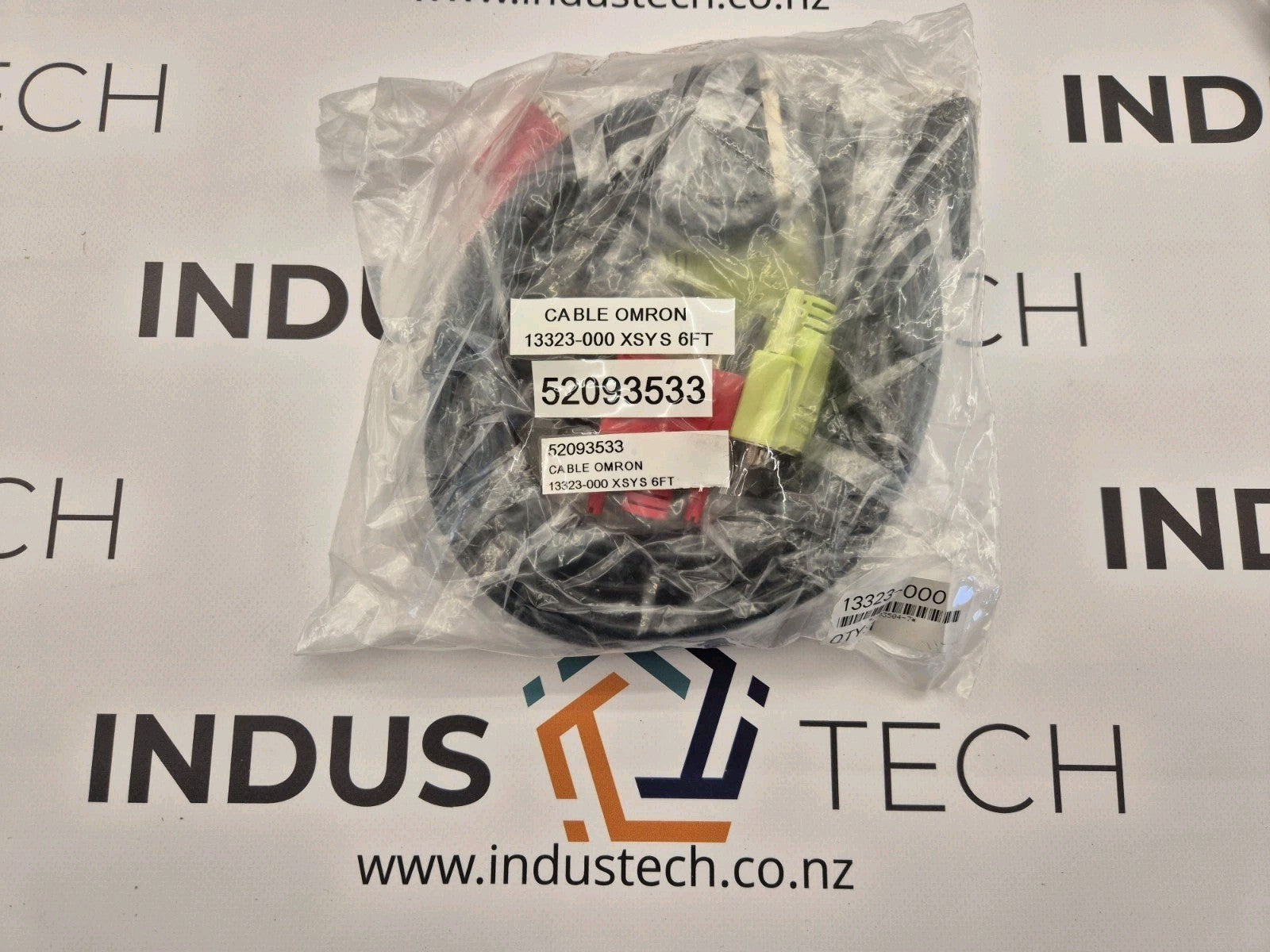 Omron 13323-000 Cable Set