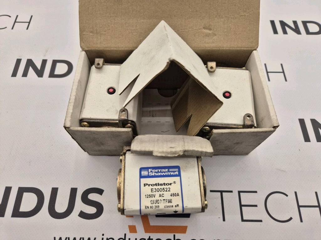 3 PIECES X FERRAZ SHAWMUT PROTISTOR Fuse PC71UD13C450TF E300522 1250V / 450A