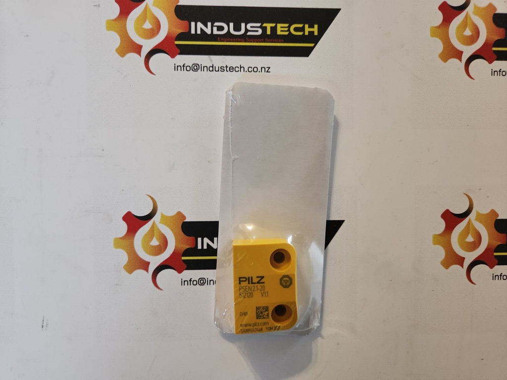 NEW IN BOX Pilz Security switch Sensor PSEN 2.1-20 512120