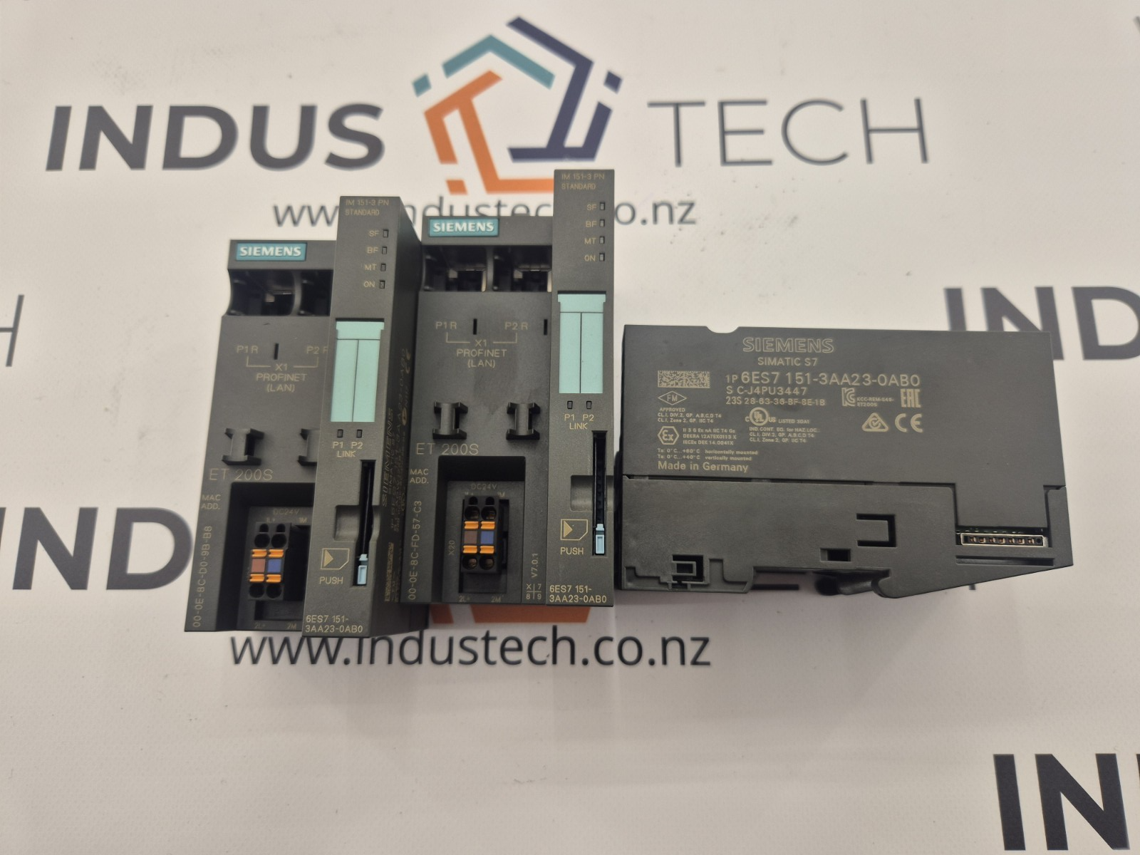SIEMENS 6ES7 151-3AA23-0AB0 SIMATIC DP Interface Module