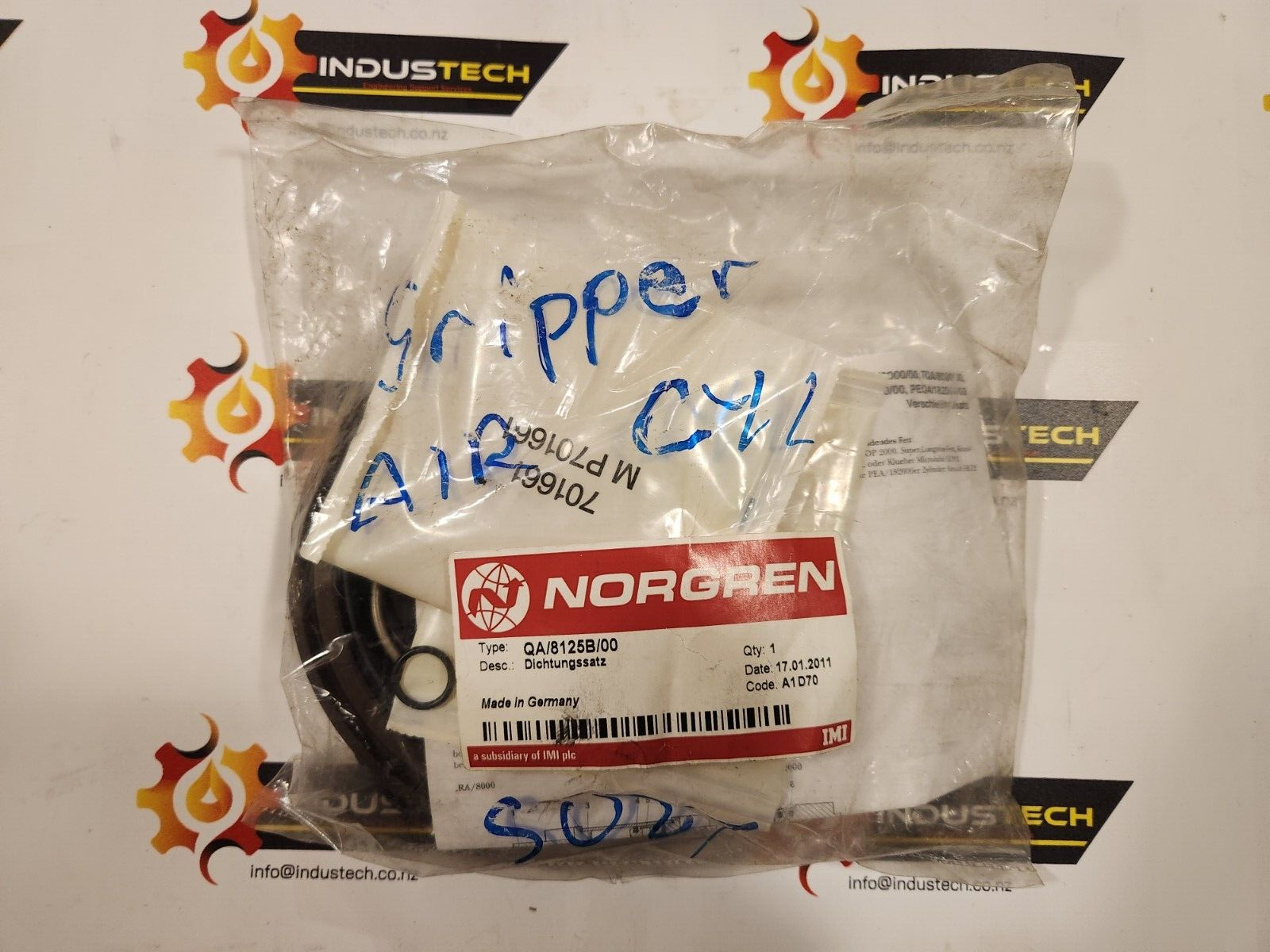 ONE IMI NORGREN Cylinder Repair Kit QA/8125C/00= QA/8125B/00 NEW