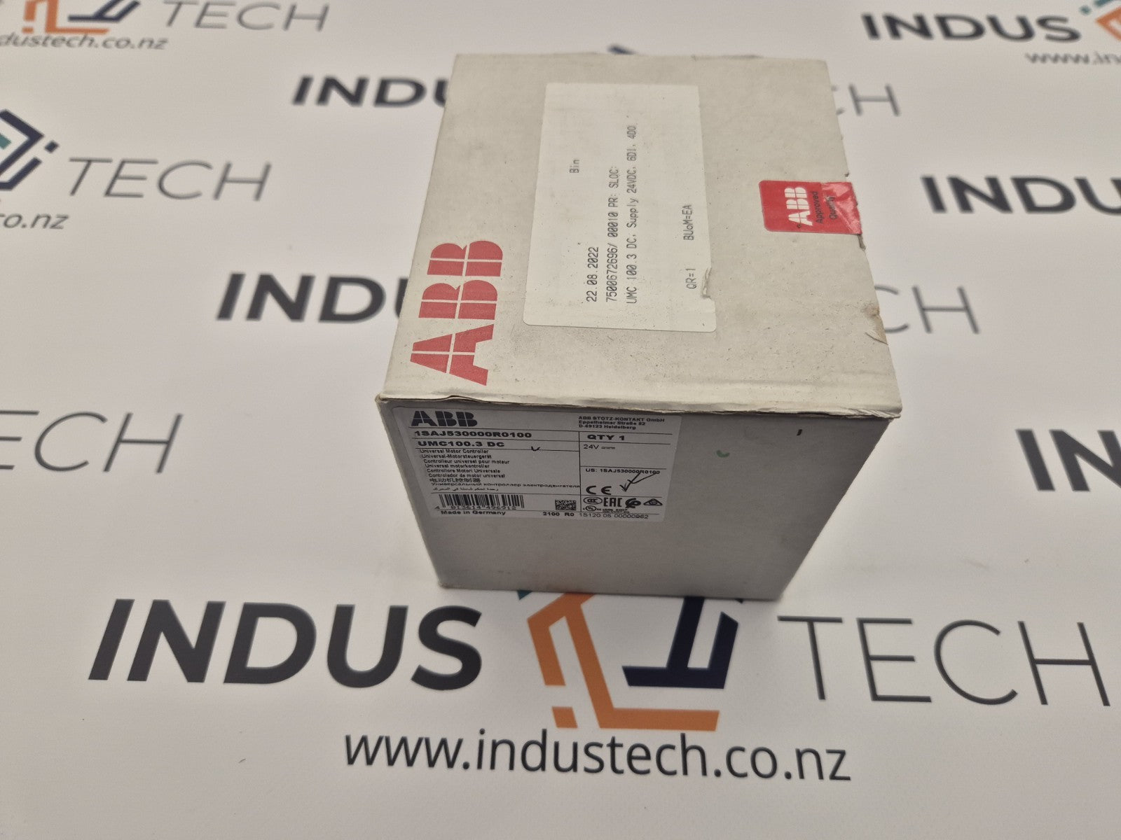 ABB 1SAJ530000R0100 UMC100.3 DC Intelligent Motor Controller 24 V DC, 6 DI, 4 DO