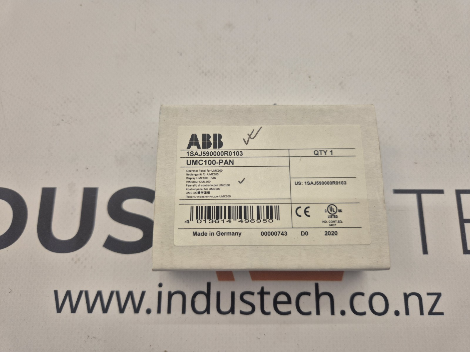 ABB UMC100-PAN 1SAJ590000R0103