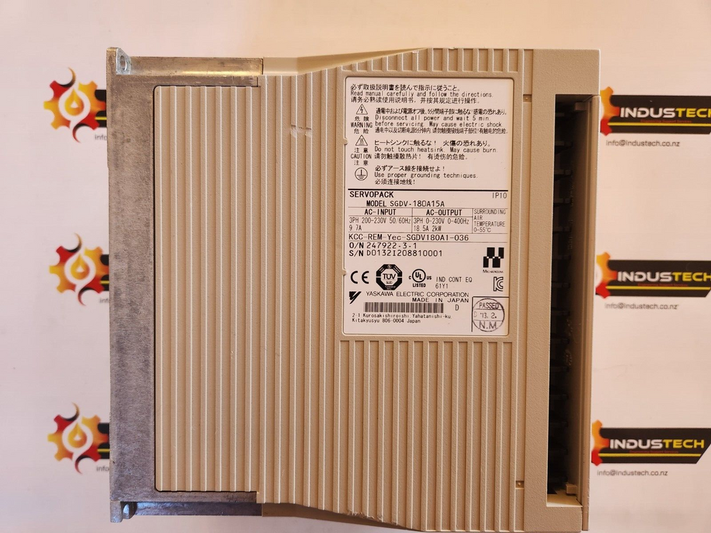 YASKAWA SGDV-180A15A Servo Drive
