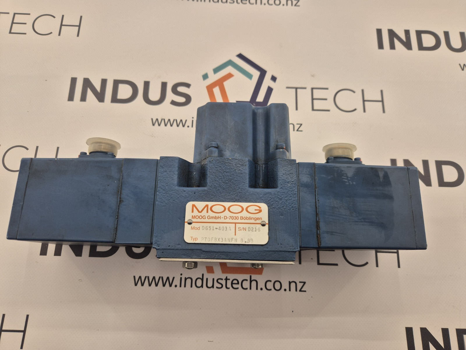 MOOG D651-473A SERVO VALVE P70FBX3ANFN