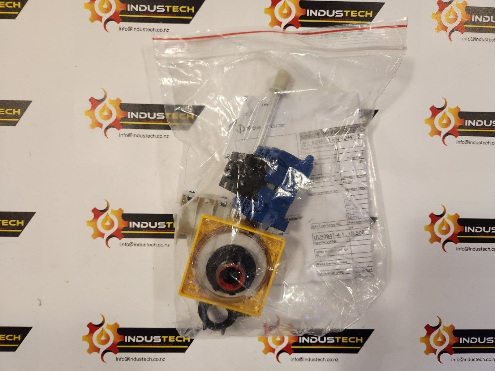 1PCS NEW FIT FOR KG20B.T203 with panel extension kit