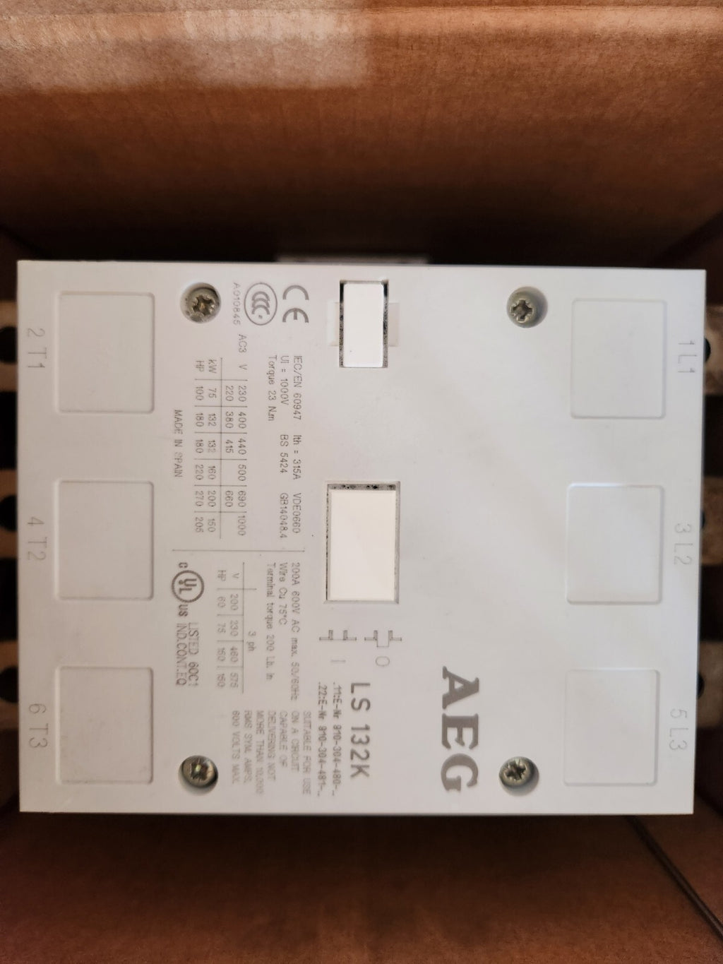 AEG LS132K.22 Contactor, 132kW @AC-3, 3-pole, Coil 220-250V AC 910-304-481-44