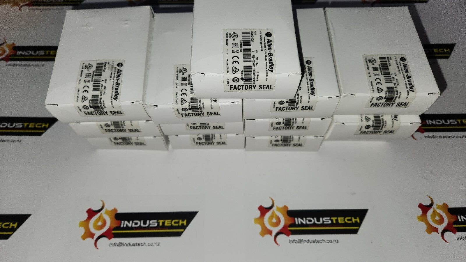New Allen Bradley 2080-IQ4 /A Micro800 4-Ch Digital 12/24V DC 2080IQ4