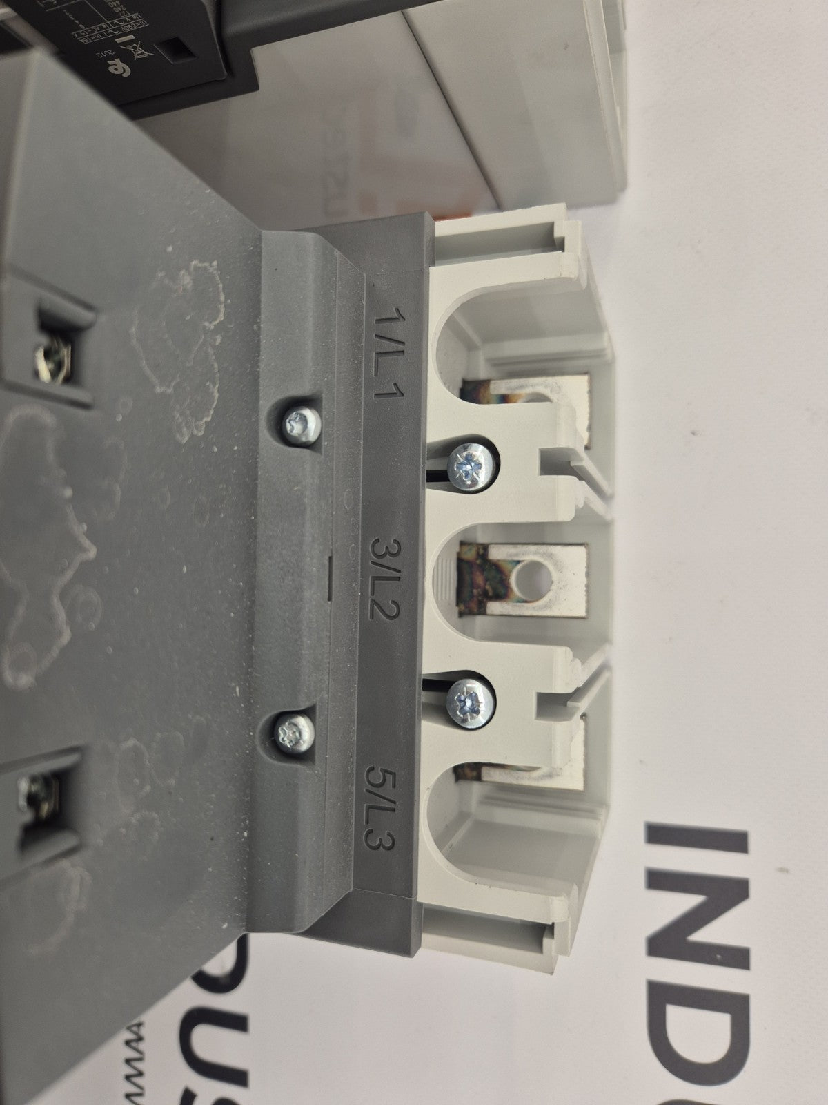ABB CONTACTOR 3P 305A 600V AF305-30