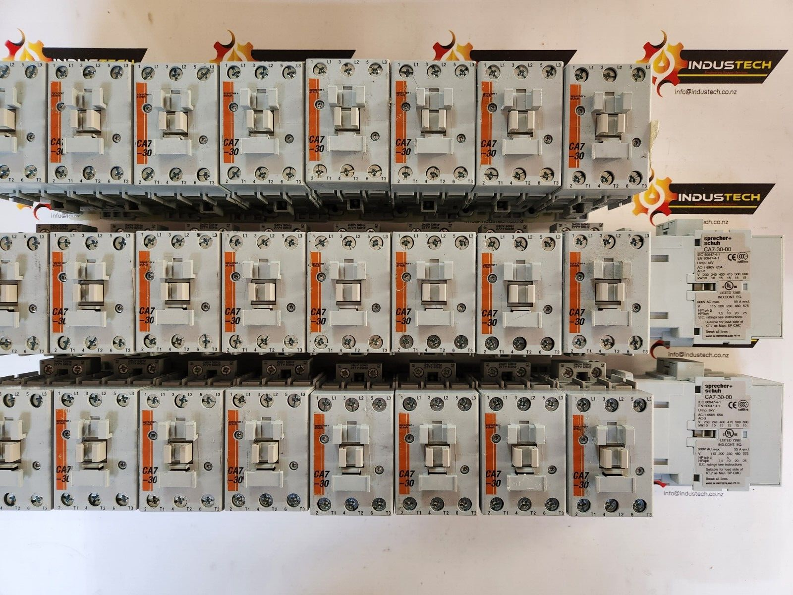 QTY 3 Sprecher + Schuh CA7-30-00 240V 50HZ / 277V/60HZ Contactor