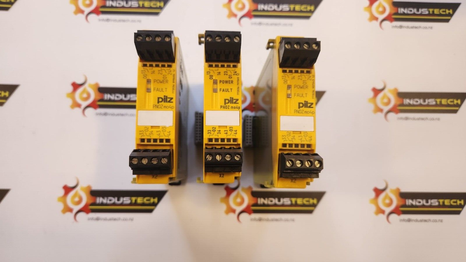 Pilz PNOZ-MO4P 773536 Safety Relay 240v-ac 24v-dc