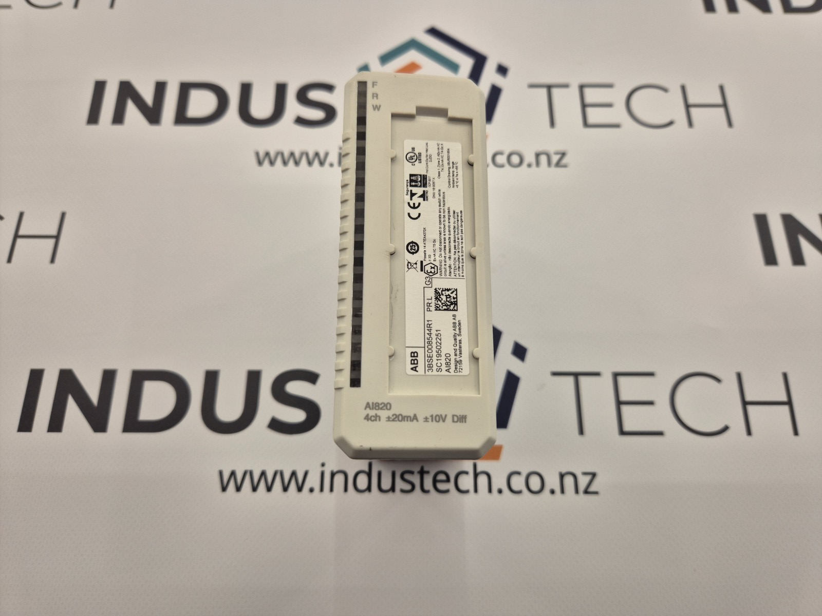 ABB 3BSE008544R1 AI820 S800 I/O 4-CH ANALOG INPUT MODULE