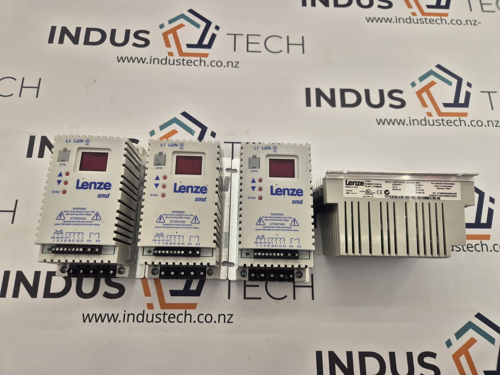 LENZE ESMD371X2SFA FREQUENCY CONVERTER 0.37kW