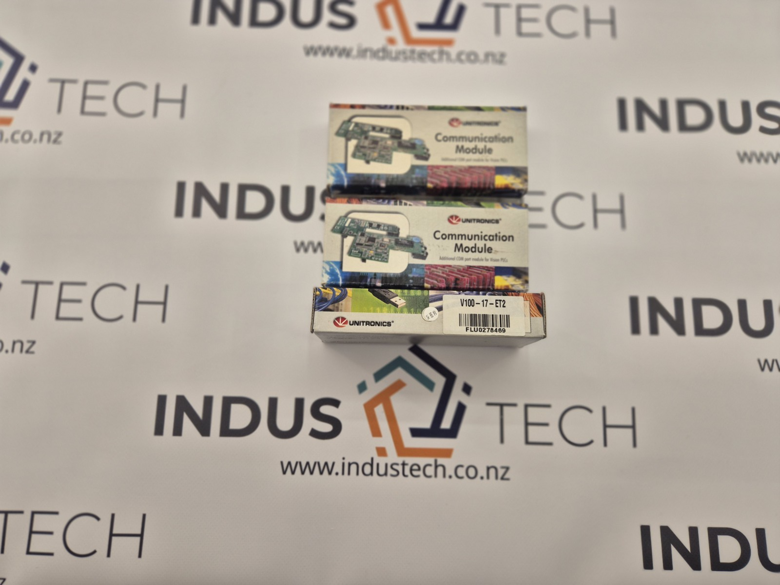 UNITRONICS V100-17-ET2 / V10017ET2