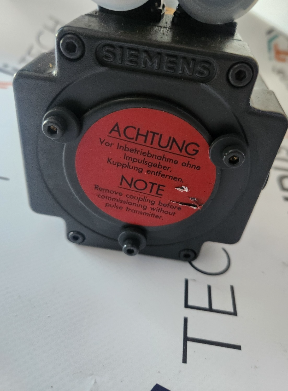 SIEMENS 1FT5044-0AC01-1-Z SERVO MOTOR SYNCHRONOUS