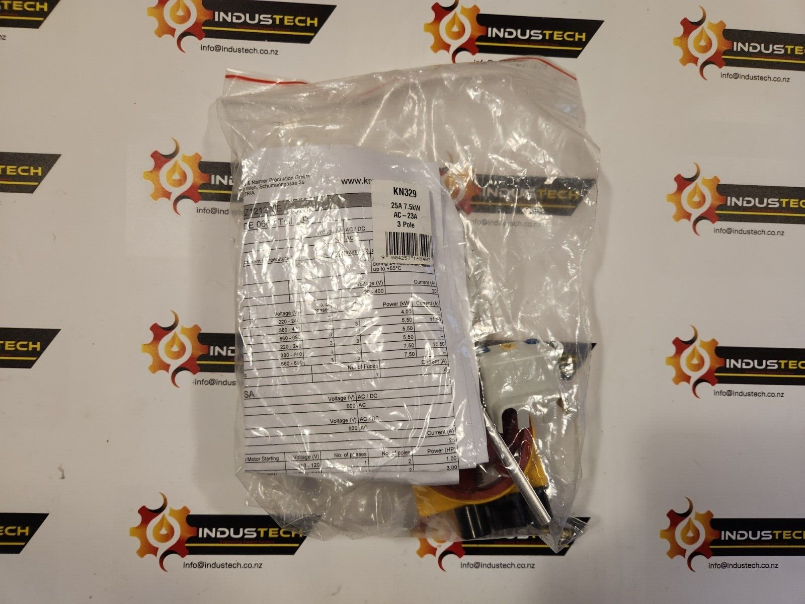 1PCS NEW FIT FOR KG20B.T203 with panel extension kit