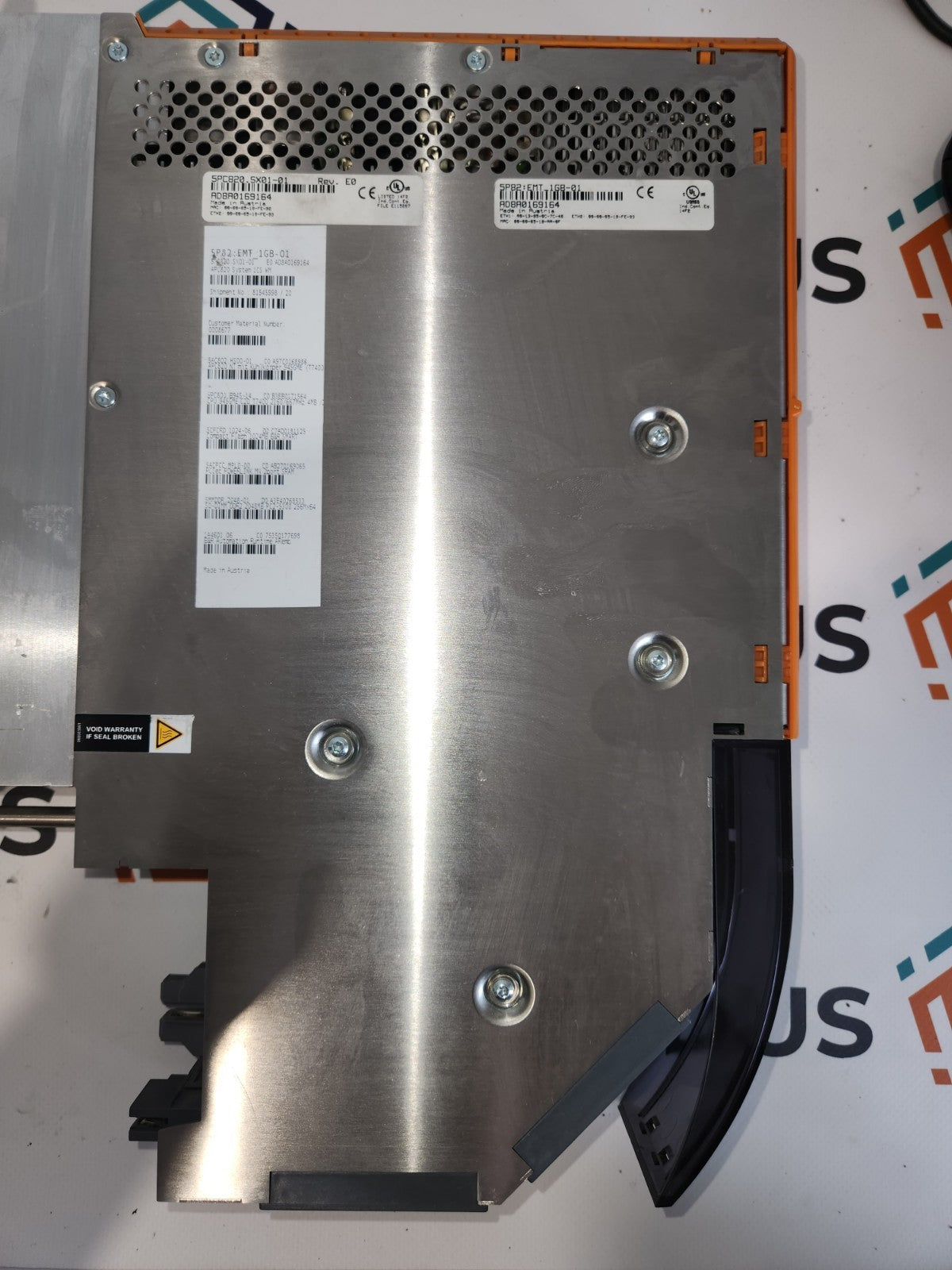 B&R 5PC820.SX01-01 ACOPOS Multi APC820