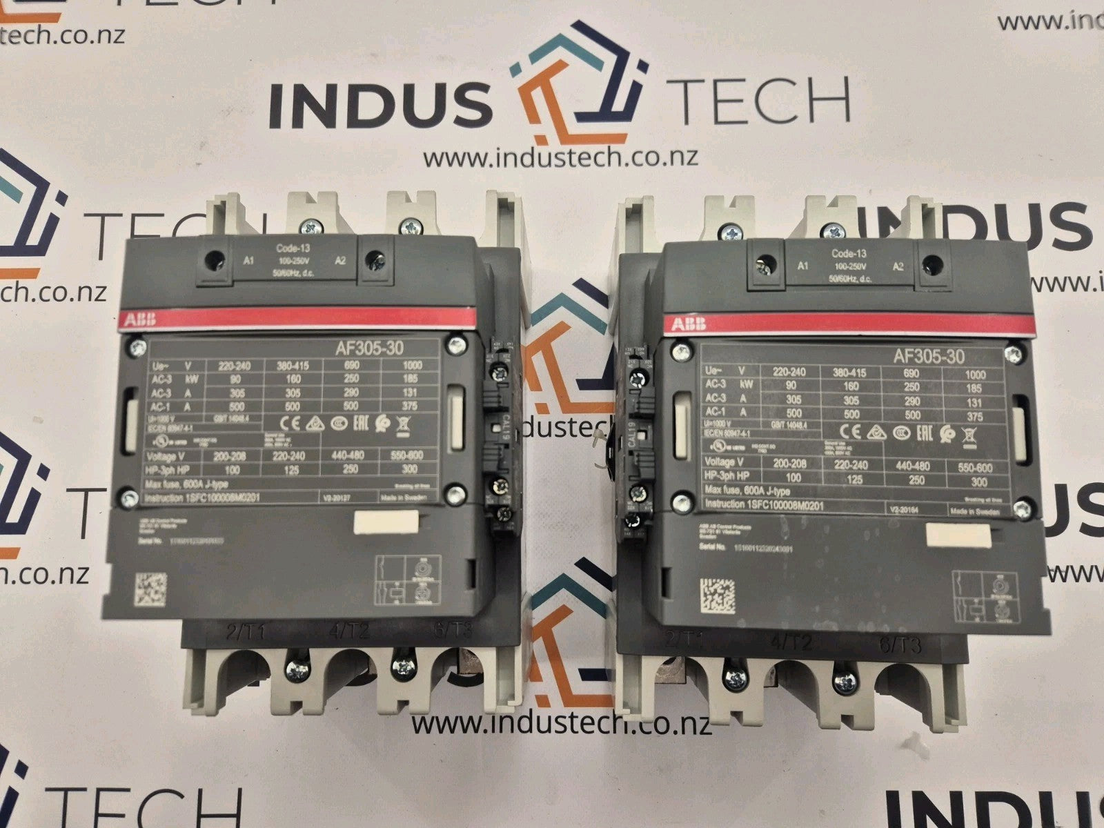 ABB CONTACTOR 3P 305A 600V AF305-30