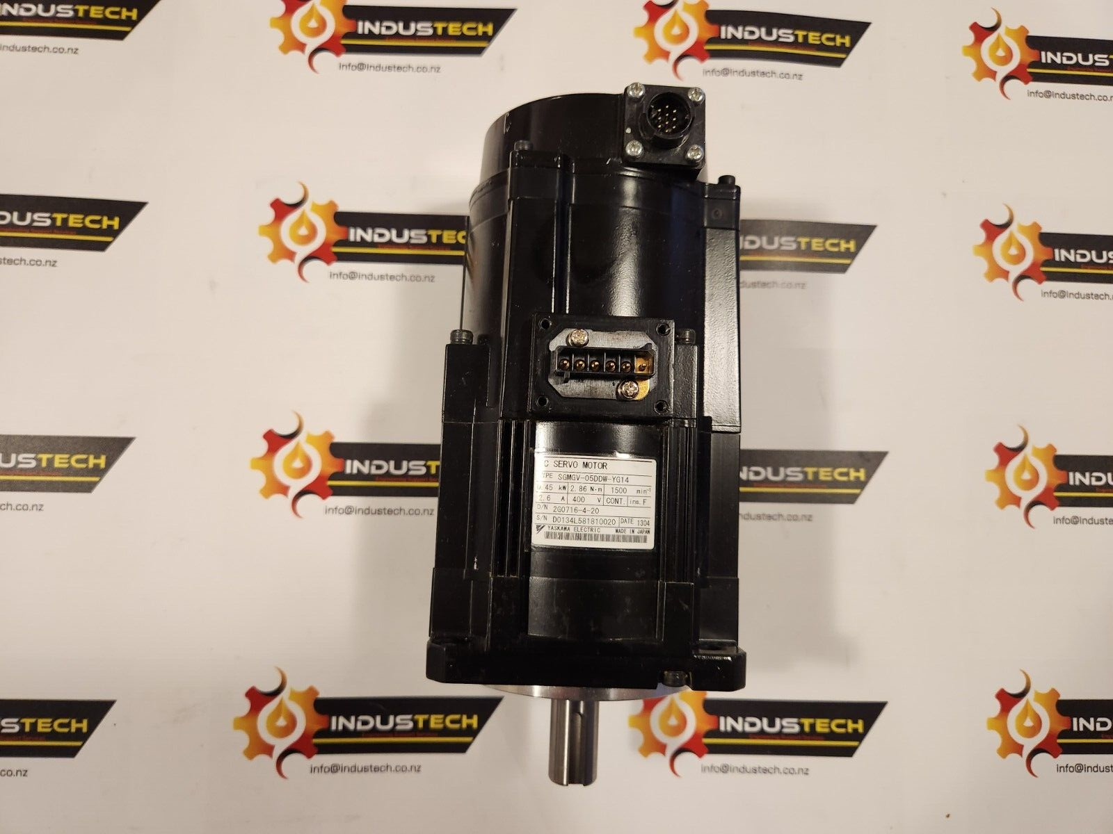 SGMGV-05DDW-YG14 YASKAWA  AC SERVO MOTOR 400V
