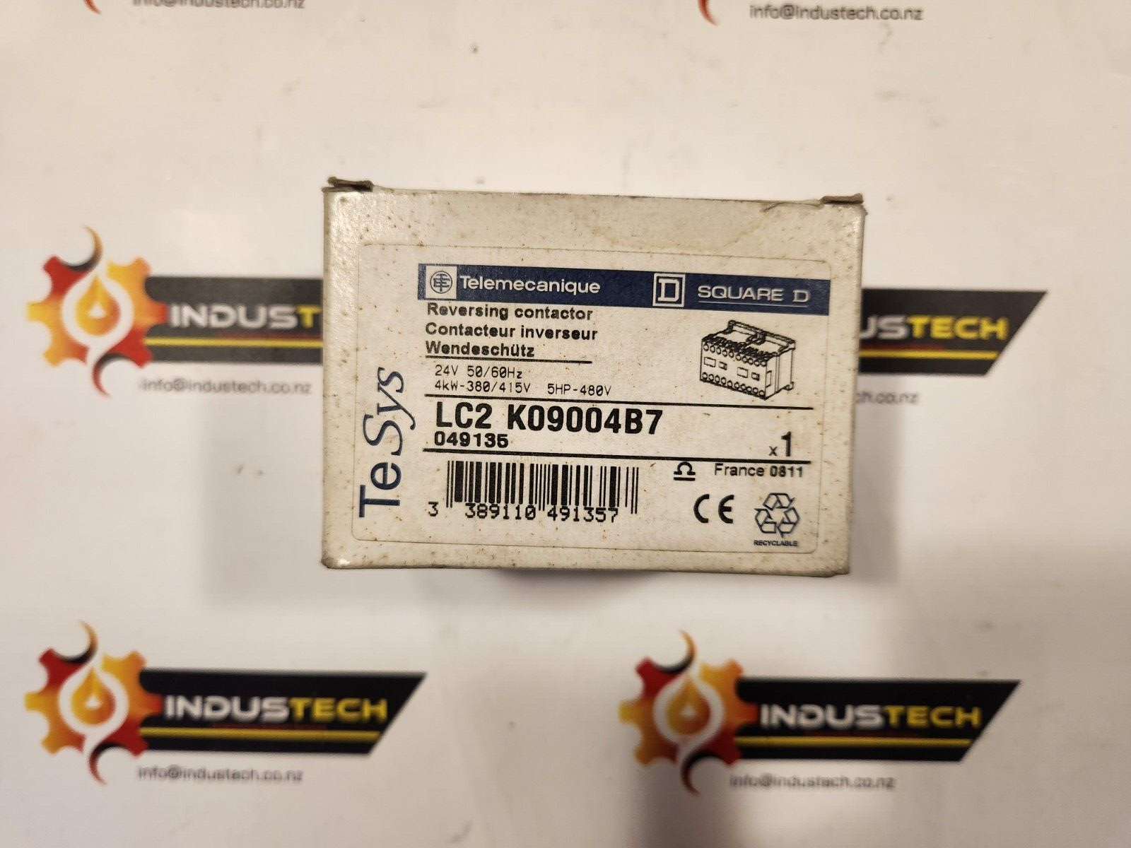 SCHNEIDER ELECTRIC LC2K09004B7 / LC2K09004B7 (BRAND NEW)