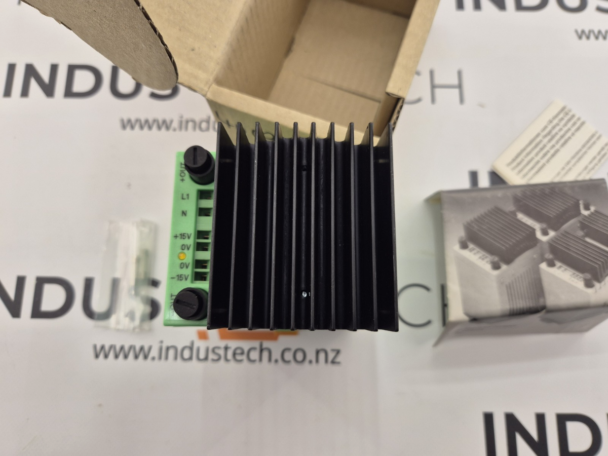 PHOENIX CONTACT CM90-PS-230AC/2X15DC/1 POWER SUPPLY  29 43 80 6