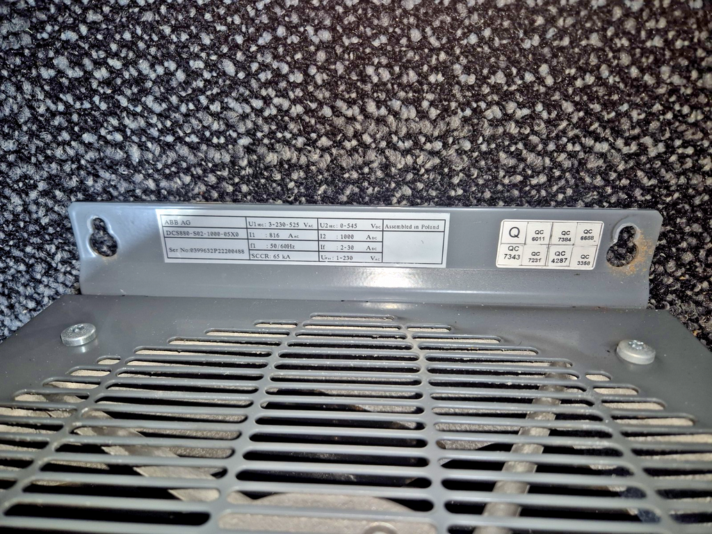 ABB DCS880-S02-1000-05X0  DC Drive